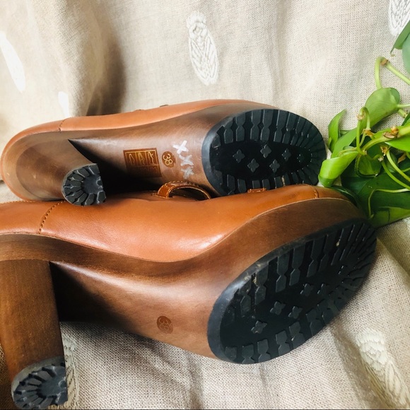 See By Chloe Mary Jane Wooden Heels - Picture 8 of 8